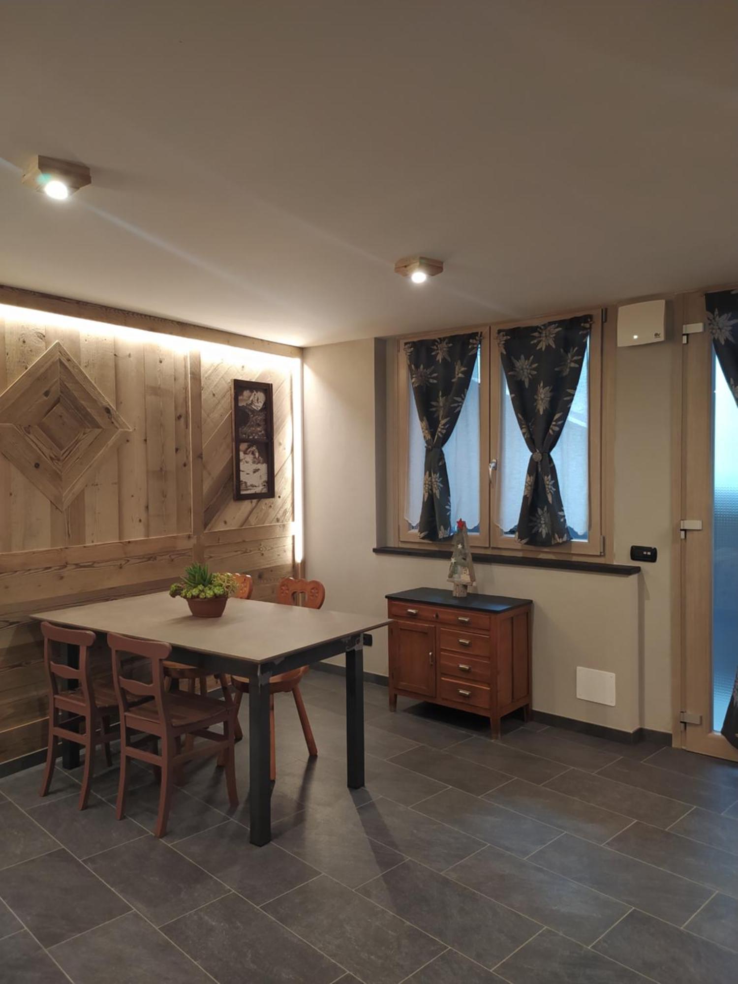 La Tana Del Lupo - Monolocale Nuovissimo Apartment Aosta